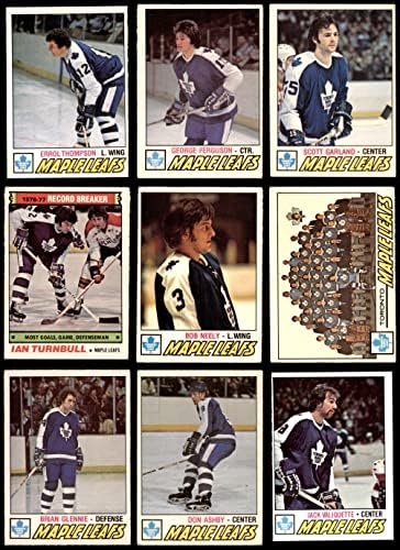 1977-78 O-Pee-Chee Toronto Maple Leafs Közelében Csapat készen áll Toronto Maple Leafs (Set) VG/EX Maple Leafs